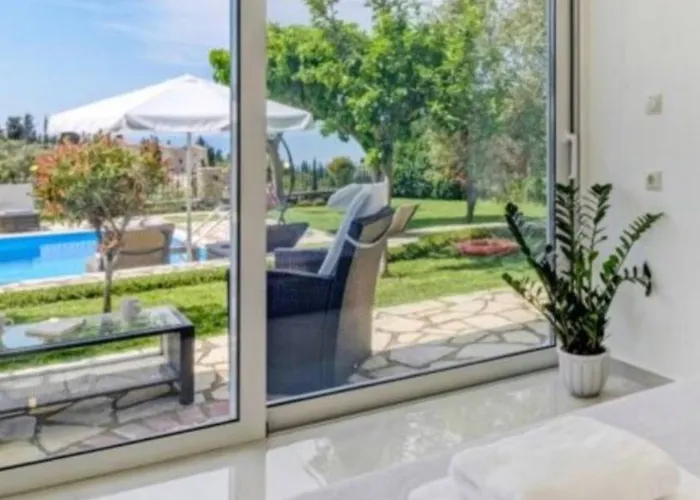 Goudis * Tsoukaládhes