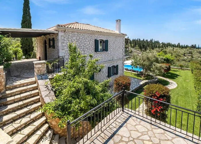 Goudis * Tsoukaládhes