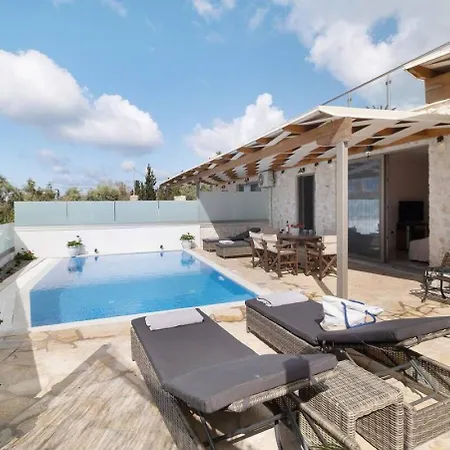 Goudis Villa Tsoukaládhes