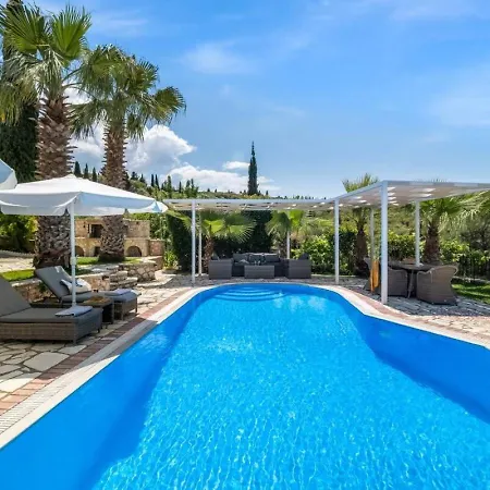 Villa Goudis *